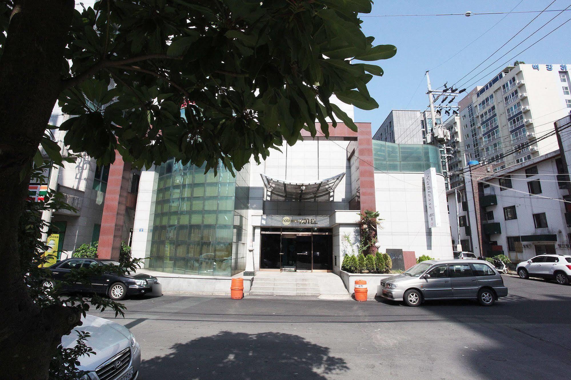 Noblesse Hotel Jeju Exterior foto